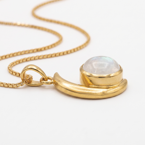 Batu Lunar Necklace | Rainbow Moonstone