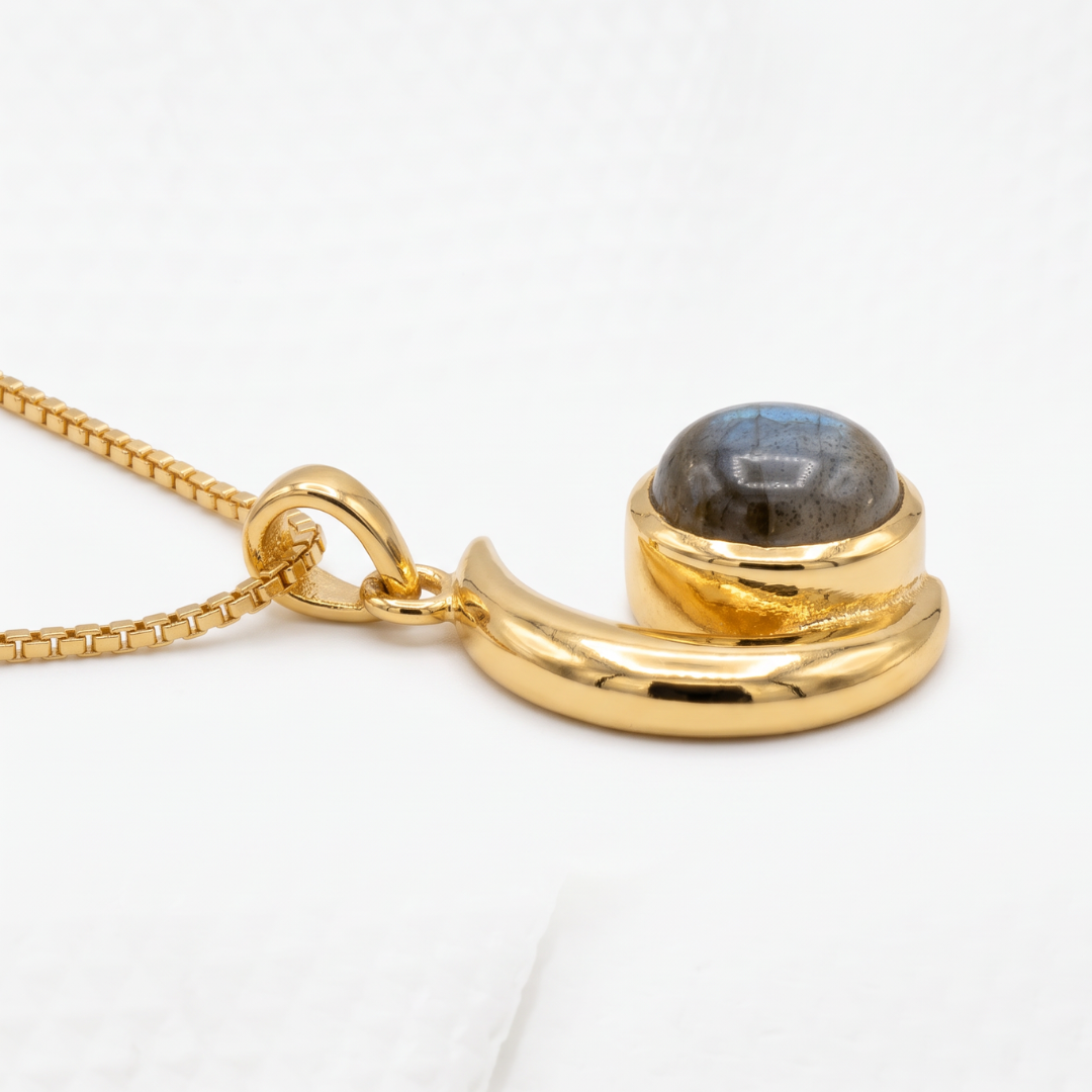 Batu Lunar Pendant | Labradorite