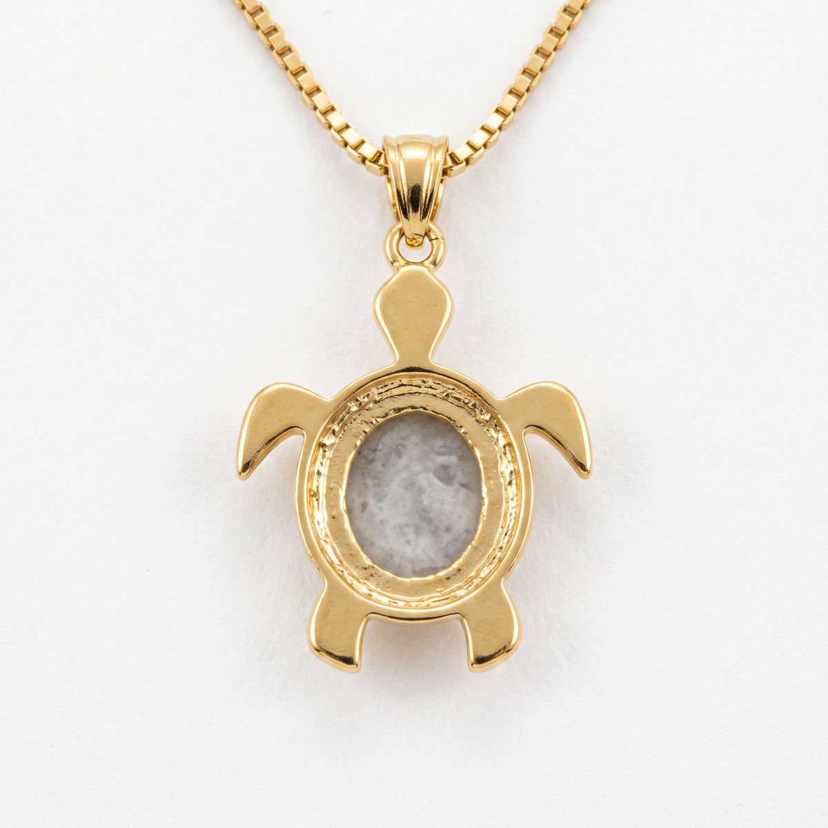 Batu Tortoise Necklace | Mother of Pearl